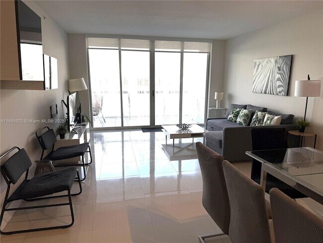 Photo - 17050 N Bay Rd Unit 406