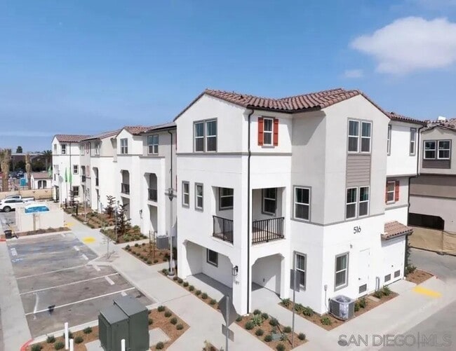 Building Photo - 516 Avenida Centro Unit 106