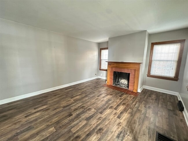 Photo - 332 E Esplanade Ave