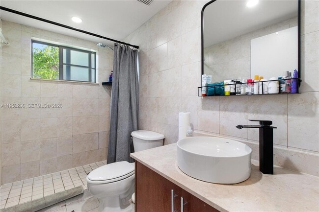 Photo - 1050 7th St Unit 1050-3