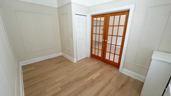 Photo - 31-44 35th Street