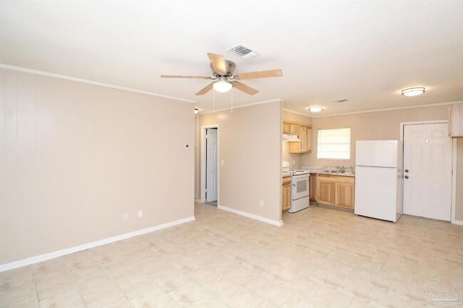 Photo - 6620 Applegate St