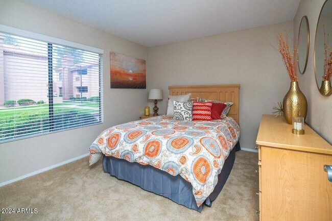 Photo - 242 S Beck Ave Unit 1