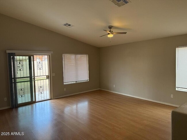 Photo - 10504 W Hughes Dr