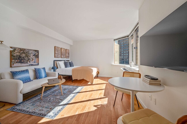 Photo - 1501 Lexington Ave Unit ID1057032P