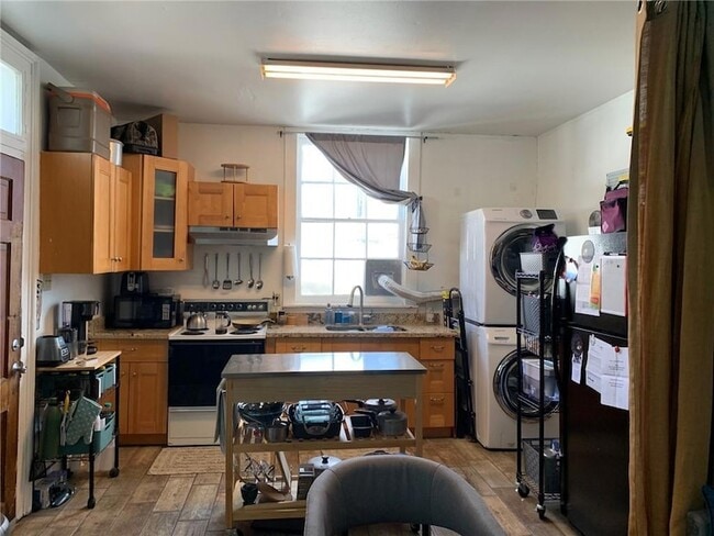 Photo - 1564 Annunciation St Unit 2
