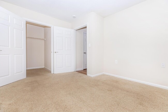 Photo - The Brixton at Loudoun
