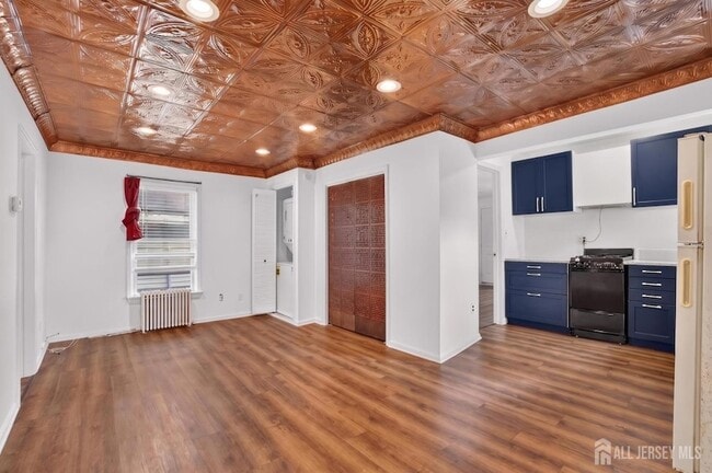 Photo - 127 S Pine Ave
