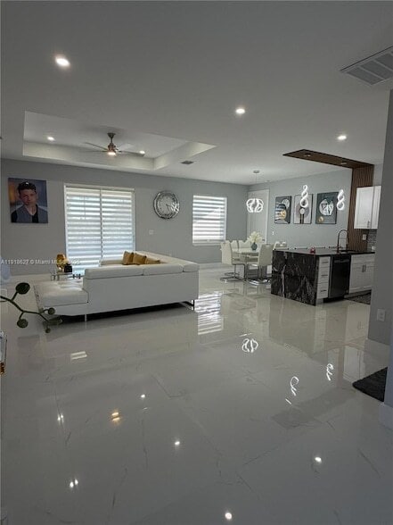 Photo - 2923 22nd St SW