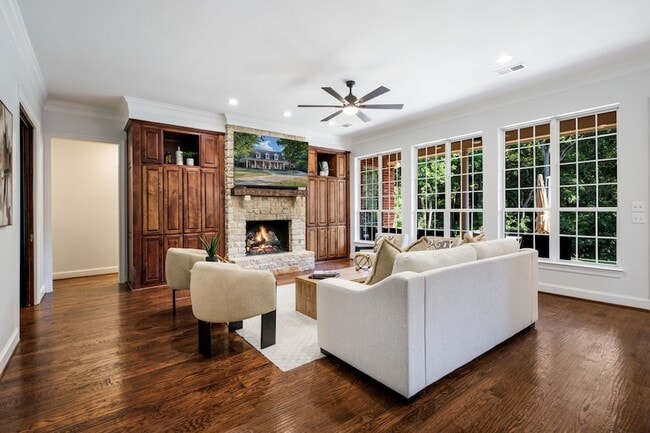 Photo - 5 Meadowbrook Cir