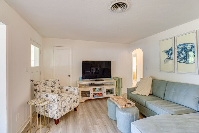Photo - 2042 37th Ave Unit SI ID1546151P