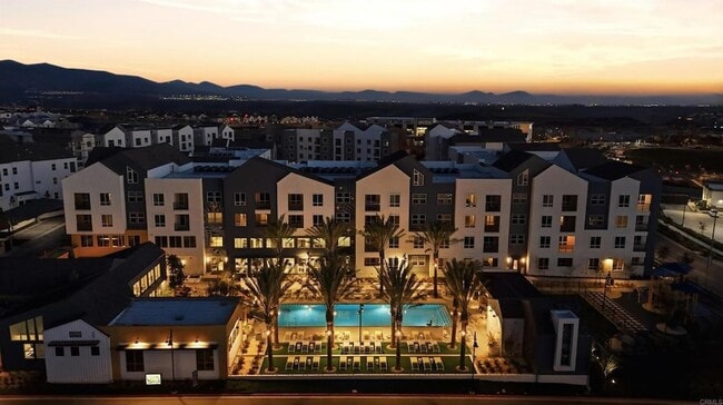 Building Photo - 6040 Radiant Ct Unit 304