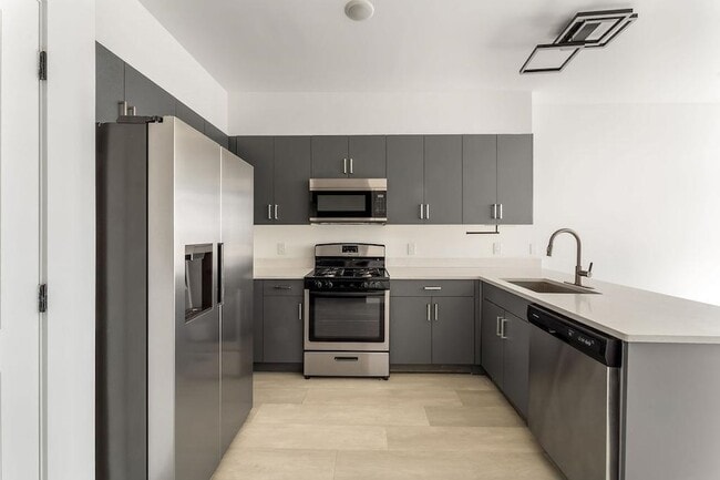 Photo - 43-45 W 32nd ST Unit 503