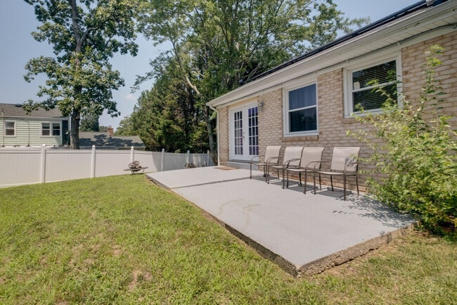Photo - 9305 Pine View Ln Unit SI ID1385619P