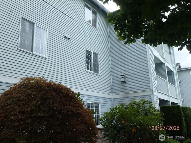 Photo - 18621 Blueberry Ln