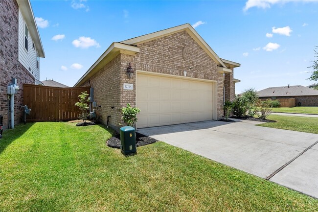 Photo - 12725 Pirate Bend Dr