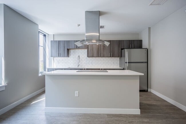 Photo - The Terminal Building