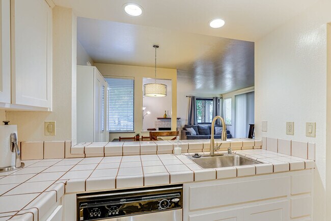 Photo - 3643 West Ct Unit SI ID1546418P