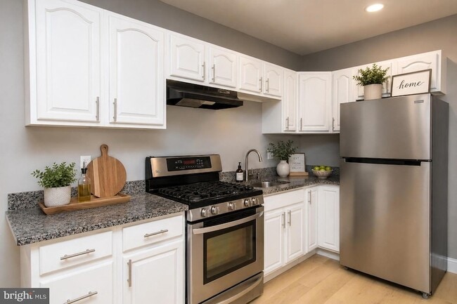 Photo - 3717 Frankford Ave
