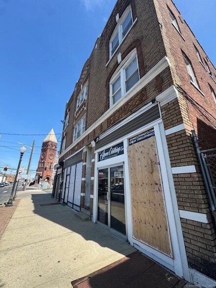 Photo - 2068 Main St Unit B4