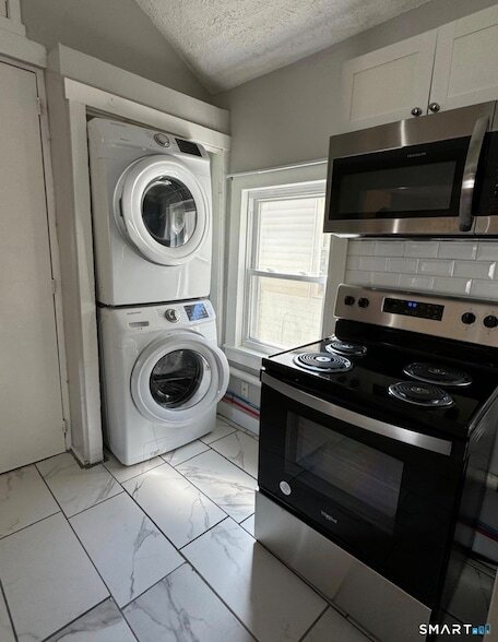 Building Photo - 16 Vine St Unit 2