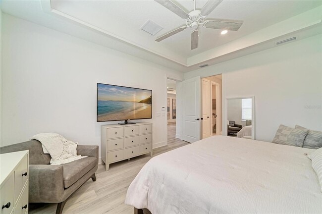 Photo - 1047 Waterline Ct