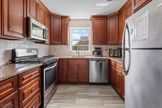 Photo - 453-455-455 Washington St Unit 3