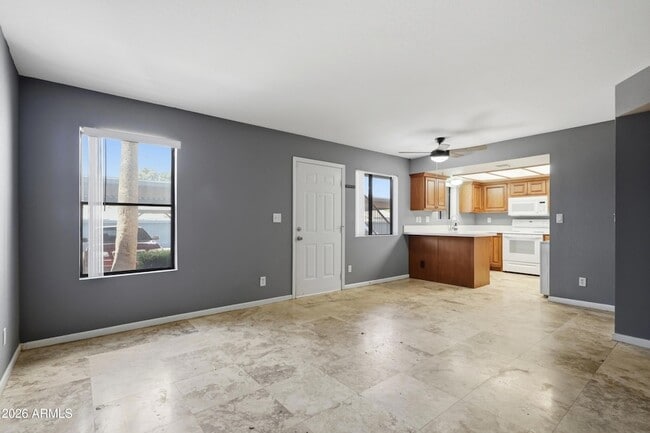 Building Photo - 3635 N 37th St Unit 7