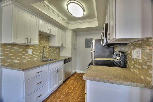 Photo - Mountain View Town Center I & II Apartments