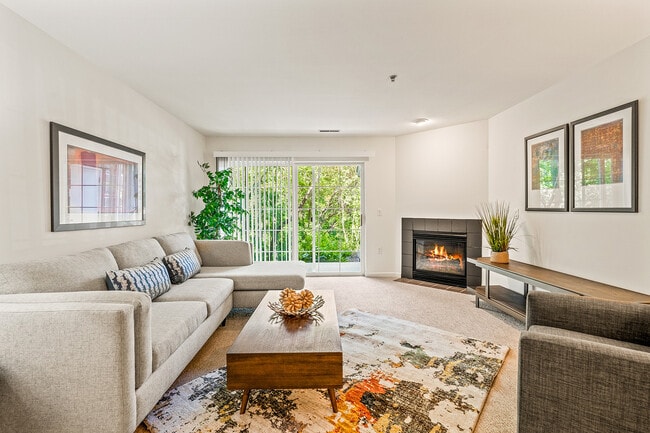 The Landmark At Hatchery Hill Living Room - The Landmark at Hatchery Hill