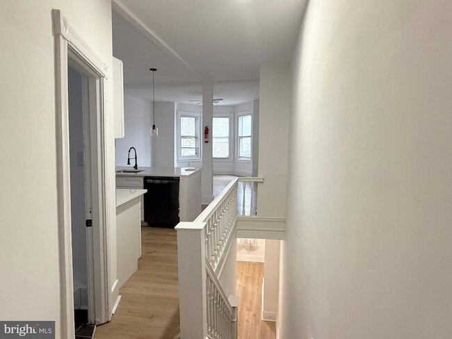 Photo - 114 S 58th St