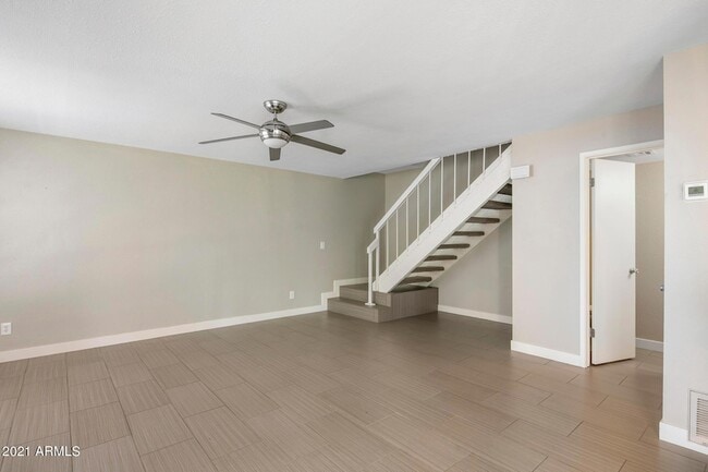 Photo - 13238 N 3rd Pl