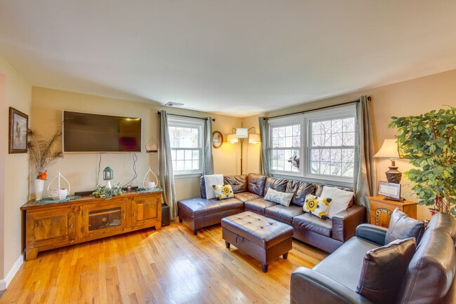 Building Photo - 25 Meadow View Dr Unit SI FL1-ID1546474P