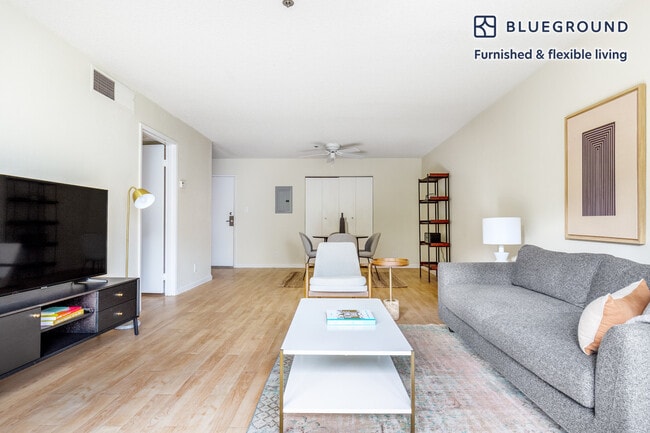 Photo - 65 W 5th Ave Unit FL3-ID499