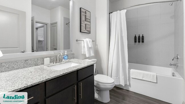 Photo - 2800 NE Green Oaks Blvd Unit 1106