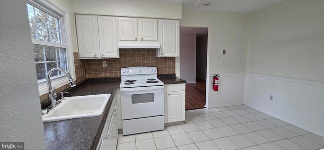 Photo - 10 Gardenbrook Ln