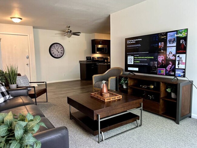 Photo - 517 E Division St Unit ID1253091P