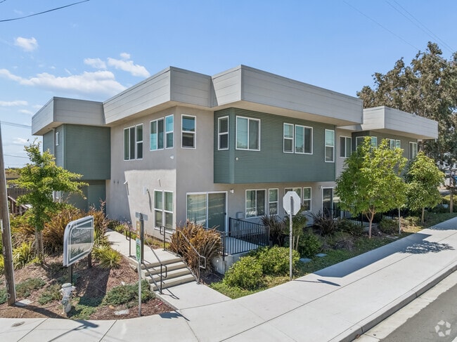 Building Photo - North Gateway Apartments