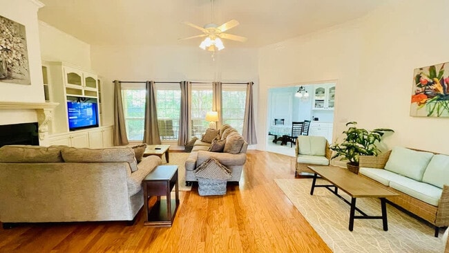 Photo - 904 S 34th Ave Unit ID1331002P