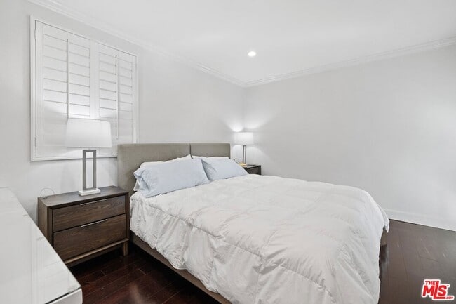 Photo - 9005 Cynthia St Unit 208