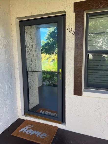 Building Photo - 2400 Winding Creek Blvd Unit 16-108