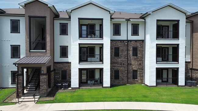 Photo - Creed Canyon Apartments