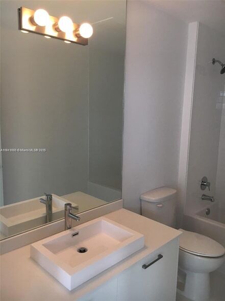 Photo - 151 SE 1st St Unit 1611