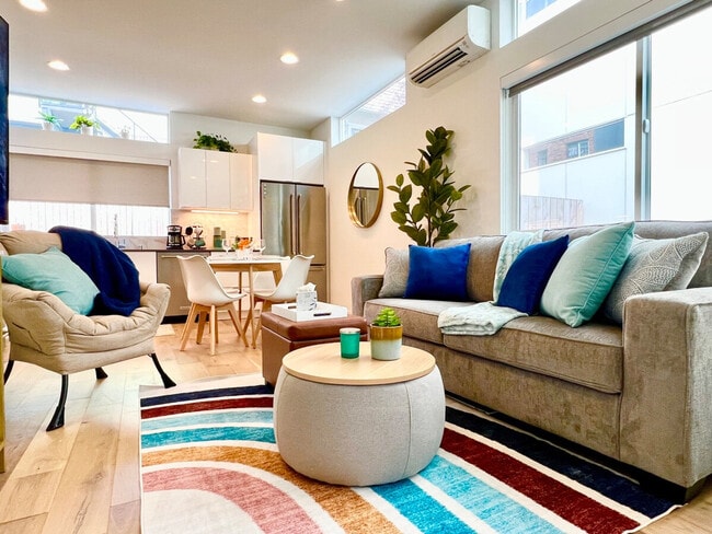 Building Photo - 700 Broadway E Unit ID1035934P