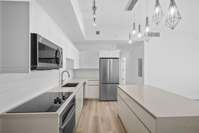 Photo - 101 Diplomat Pkwy Unit 2306