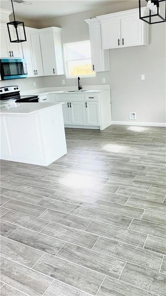 Photo - 701 N Onyx Ave Unit 1