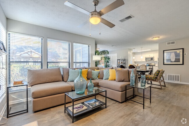 2BR, 2BA - 1230SF - Chatsworth Apartments