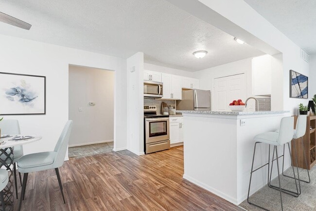 Photo - Westview Commons Apartment Homes