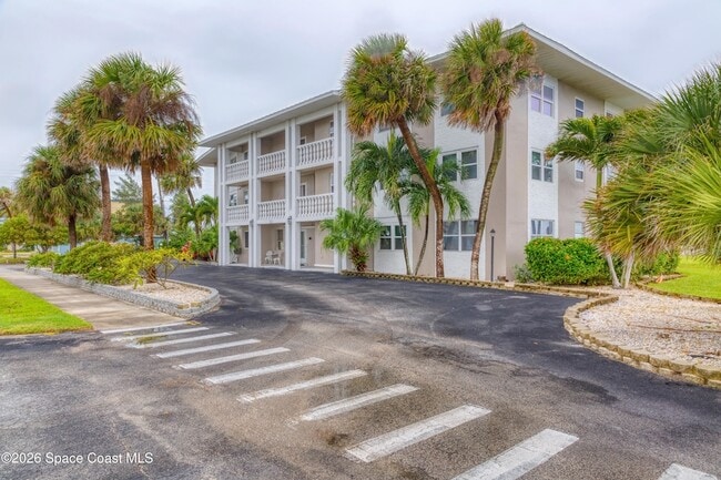 Building Photo - 1273 Jimmy Buffett Mem Hwy Unit 211
