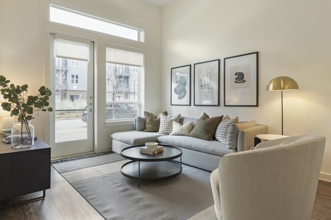 Photo - Bell CityLine I